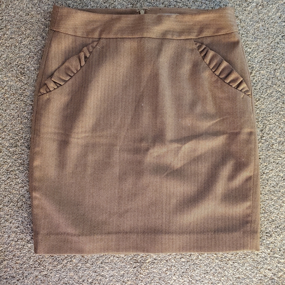Like New Loft Autumn Women's Pencil Shirt with Ruffle Accents